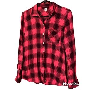 Gap Button Down Flannel Shirt - Red and Black Plaid - Small